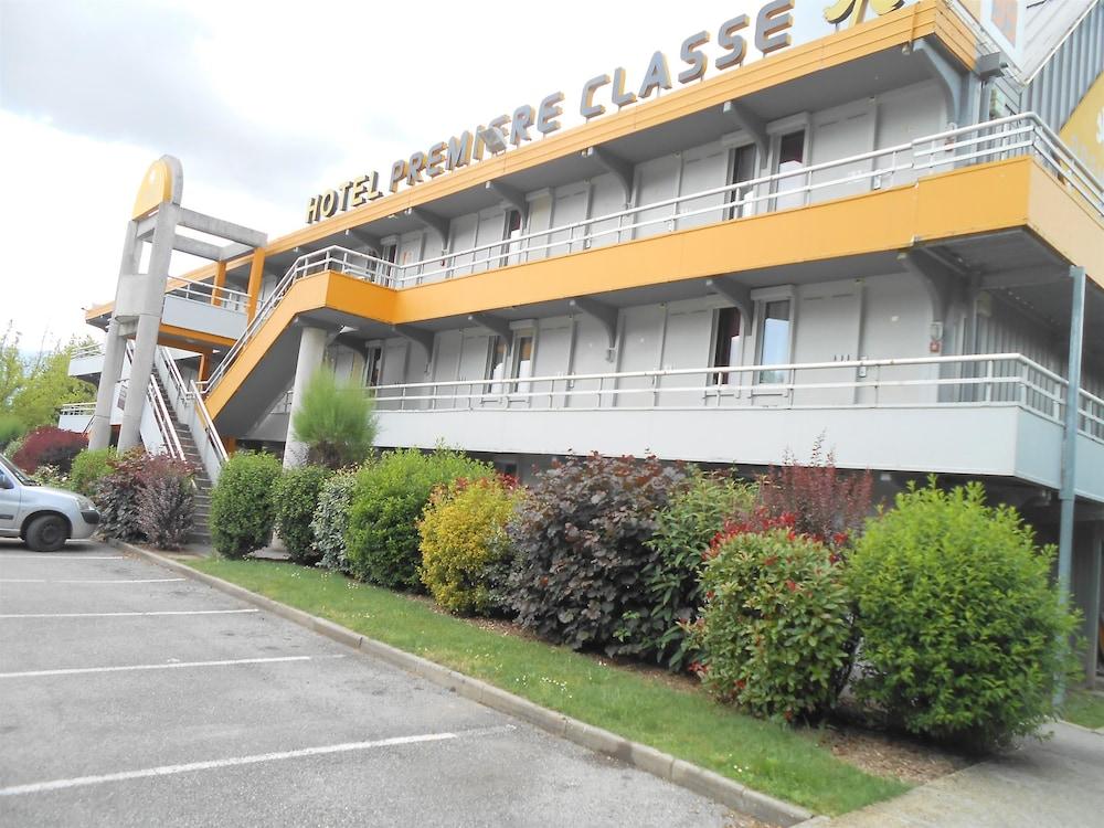 Premiere Classe Grenoble Sud - Gieres Universite Exterior photo